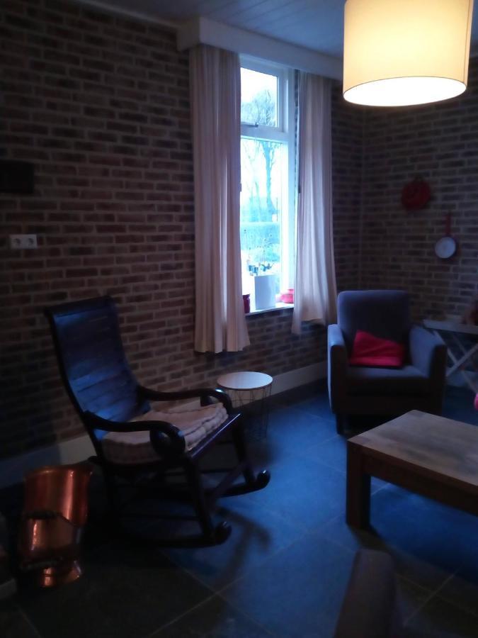 Vakantiehuis In Het Voorhuis Dommelen Exterior photo